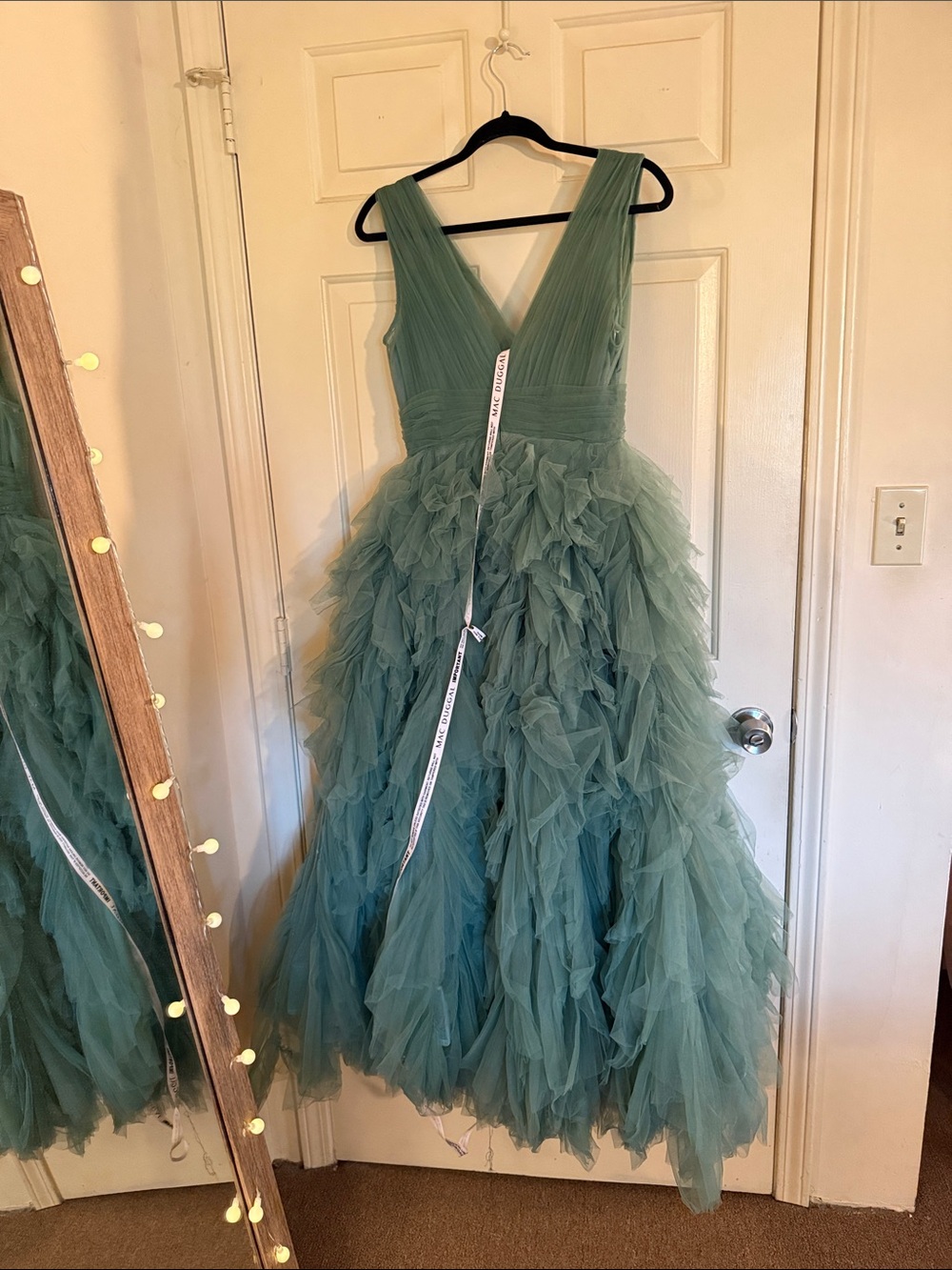 MAC DUGGAL
A-Line Deep-V Ruffled Tulle Midi Dress - Picture 8 of 10